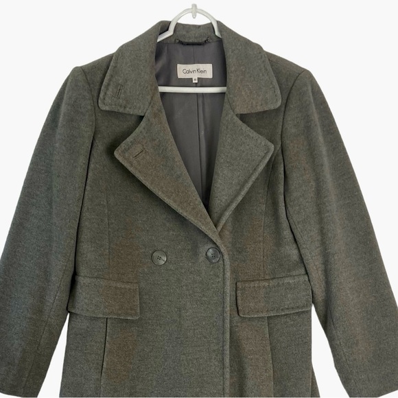 Calvin Klein Angora Wool Gray Coat Womens Size 10 Beautiful Soft and Comfortable - Picture 3 of 10